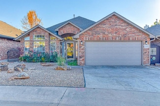 952 Pinebrooke Ct, Norman, OK 73072