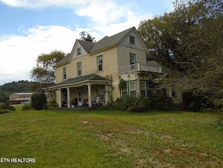 212 Dunlap Hollow Rd, Friendsville, TN 37737