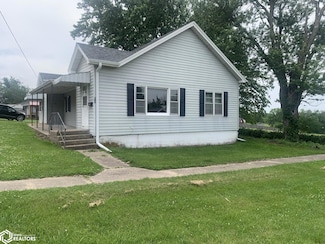 305 NW 8th St, Leon, IA 50144