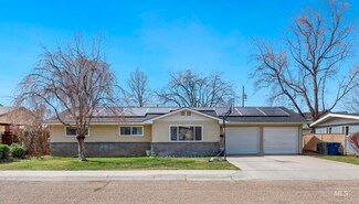 151 S Rowena St, Nampa, ID 83686