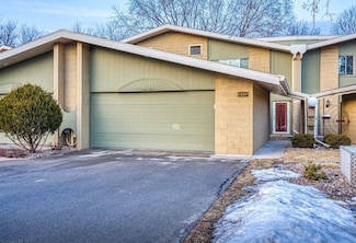 1237 W Nicolet Cir, Appleton, WI 54914