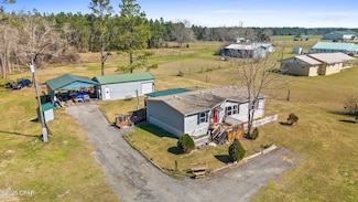 1764 Clayton Rd, Chipley, FL 32428