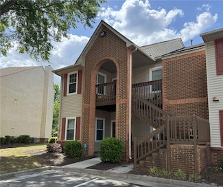 941 Gas Light Ln, Virginia Beach, VA 23462