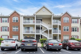 507 Red Crest Ln, Branchburg, NJ 08876
