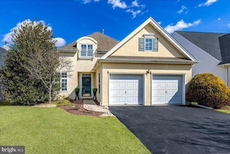 5 Pinflower Ln, Princeton Junction, NJ 08550