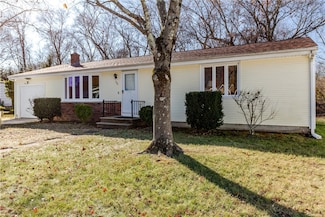 192 Burdick Dr, Cranston, RI 02920