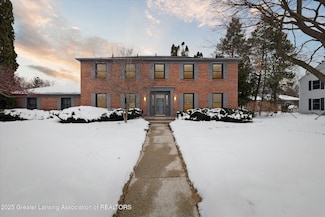 1017 Pebblebrook Ln, East Lansing, MI 48823