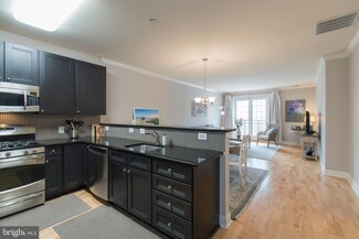 800 Admirals Way Unit 1814, Philadelphia, PA 19146