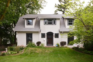 2144 Grey Ave, Evanston, IL 60201