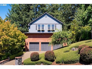 5037 Parkhill St, Lake Oswego, OR 97035