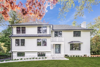 22 Old Lyme Rd, Scarsdale, NY 10583