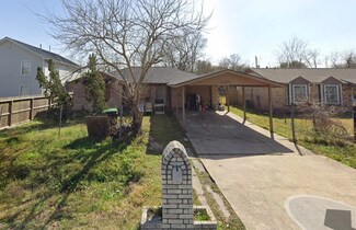 8432 Botany Ln, Houston, TX 77075