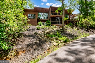 303 Clarice Ln, Sautee Nacoochee, GA 30571