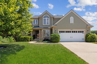 836 Scott View Dr NE, Comstock Park, MI 49321