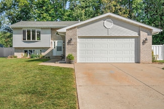 6654 Hawthorne Ave, Portage, IN 46368