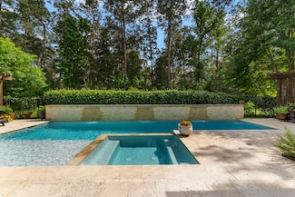 141 Evergreen Oak Dr, Conroe, TX 77384