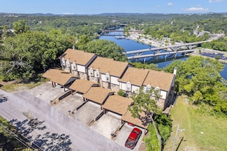 881 Knox Ave Unit 4, Hollister, MO 65672