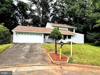 15 Greenfield Ct, Sterling, VA 20164