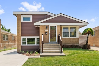 2637 W 93rd Place, Evergreen Park, IL 60805
