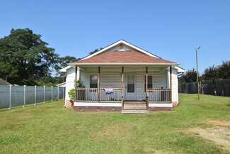 807 W Blackstock Rd, Spartanburg, SC 29301