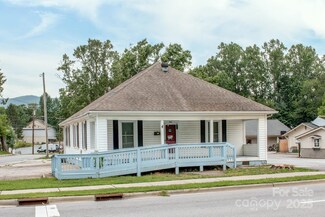 262 S Caldwell St, Brevard, NC 28712