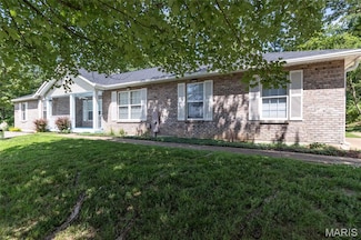 3737 Highland Trace Ct, Byrnes Mill, MO 63051
