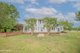 13341 Barnes Bridge Rd, Laurinburg, NC 28352