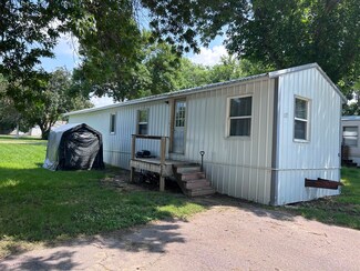 1401 S Main St, Mitchell, SD 57301