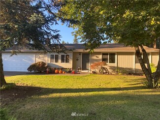 3020 Shalom Ct SW, Olympia, WA 98512