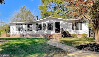 22489 Wainwright Ct, California, MD 20619