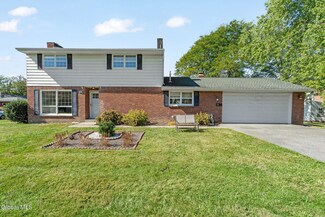 25 Farley Dr, Rensselaer, NY 12144