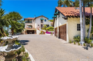 1681 La Loma Dr, Santa Ana, CA 92705