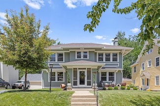 636 W 61st St, Kansas City, MO 64113