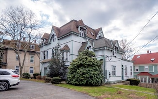 569 Spring St Unit 1N, Newport, RI 02840