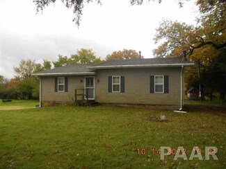 1134 Foxtown Place, Oneida, IL 61467