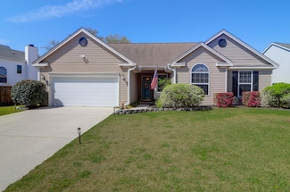 8506 Kennestone Ln, North Charleston, SC 29420