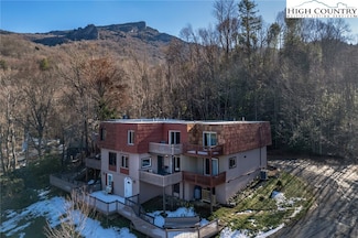 471 Adams Apple Dr Unit 2, Banner Elk, NC 28604