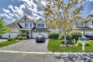 40 Briar Ct, Hamburg, NJ 07419
