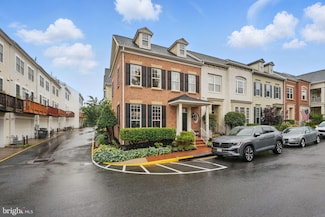 13716 Pinnacle St, Woodbridge, VA 22191