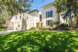 4703 Dolphin Cay Ln S, Saint Petersburg, FL 33711