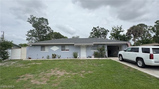 18 Abaco St, Lehigh Acres, FL 33936