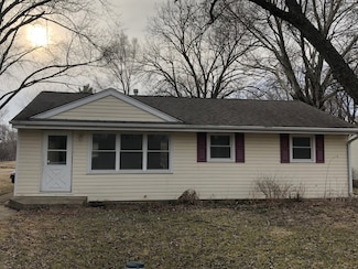 116 Pauline Ave, Crystal Lake, IL 60014