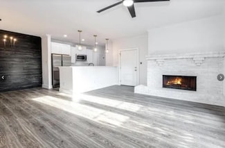 2425 Augusta Dr Unit 5, Houston, TX 77057