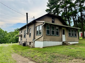 3725 Swonger Rd NW, Dover, OH 44622