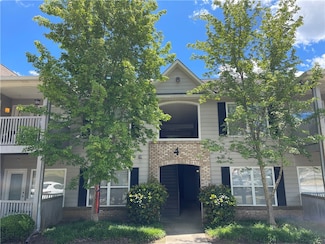 1385 S Donahue Dr Unit 4-201, Auburn, AL 36832