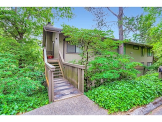 7542 SW Barnes Rd Unit C, Portland, OR 97225