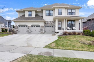 19085 51st Place N, Plymouth, MN 55446