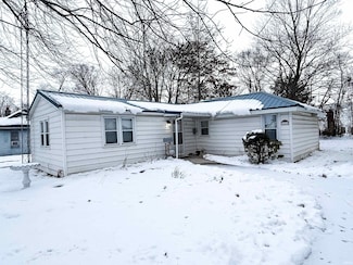 129 Clayton St, Rochester, IN 46975