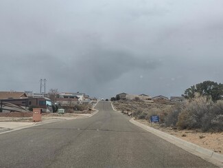 141 Silent Spring Dr, Rio Rancho, NM 87124