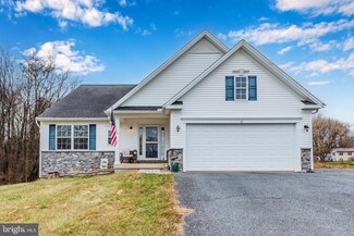 13 Adams Rd, Carlisle, PA 17015
